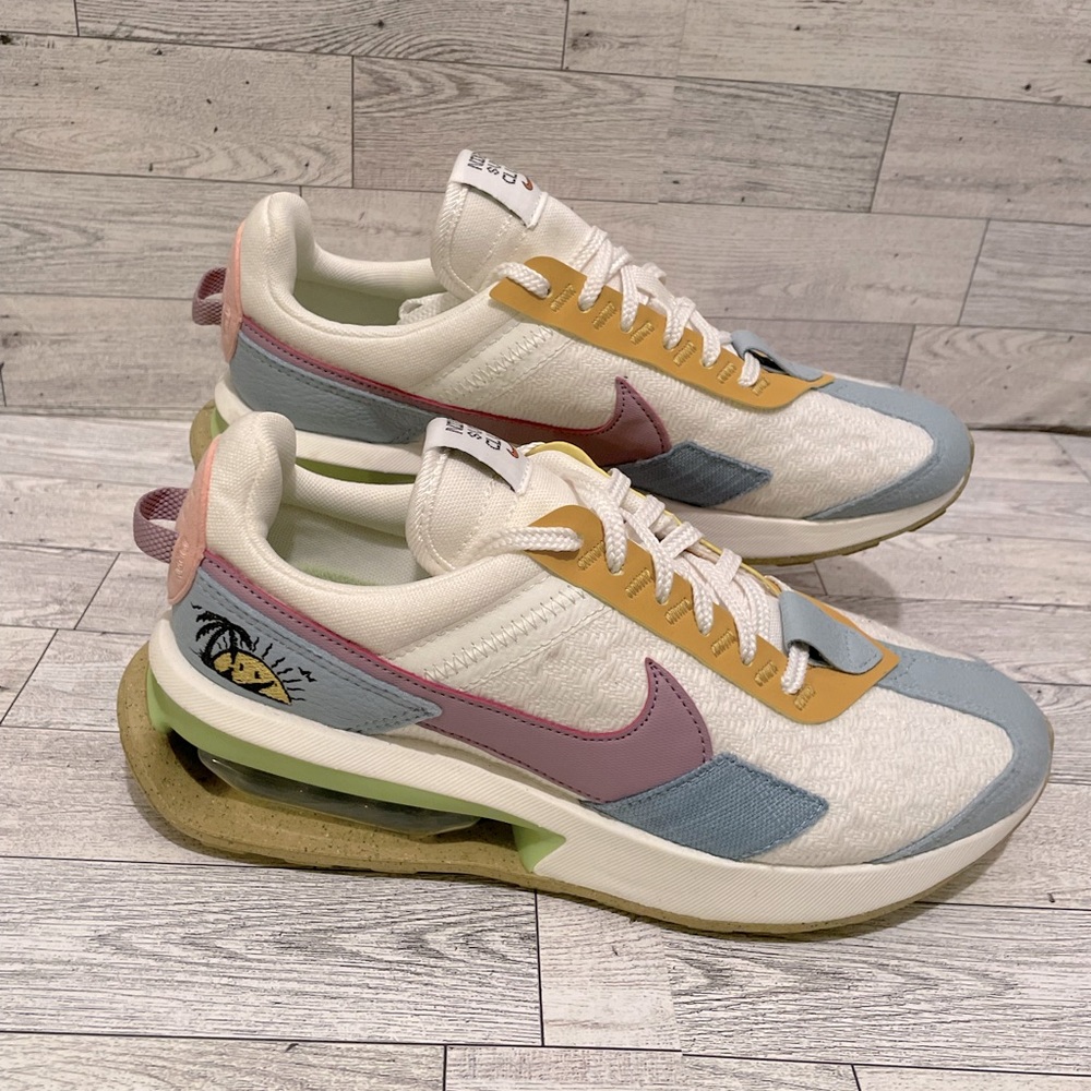 Nike Air Max Se Sun Club Sail/ Arctic Orange/ Amethyst Wave women’s size 8
